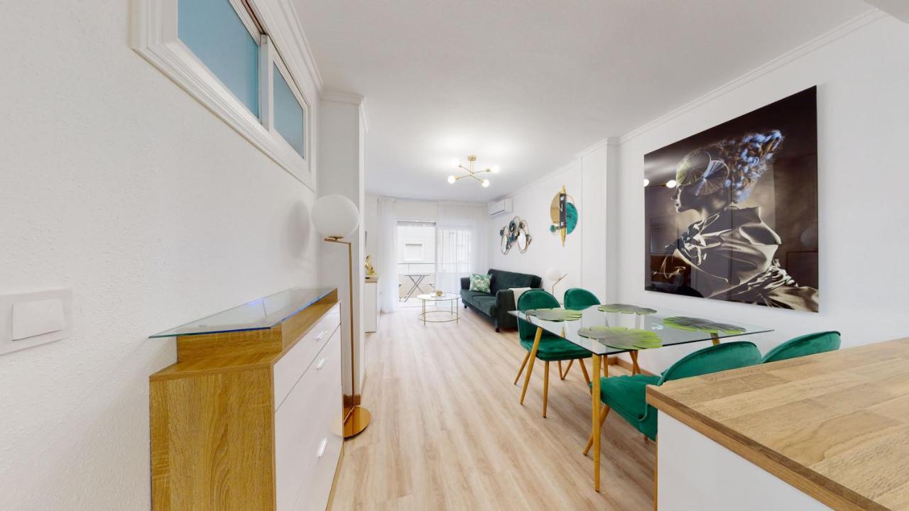 Pedro Lorca Lägenhet Torrevieja Exteriör bild